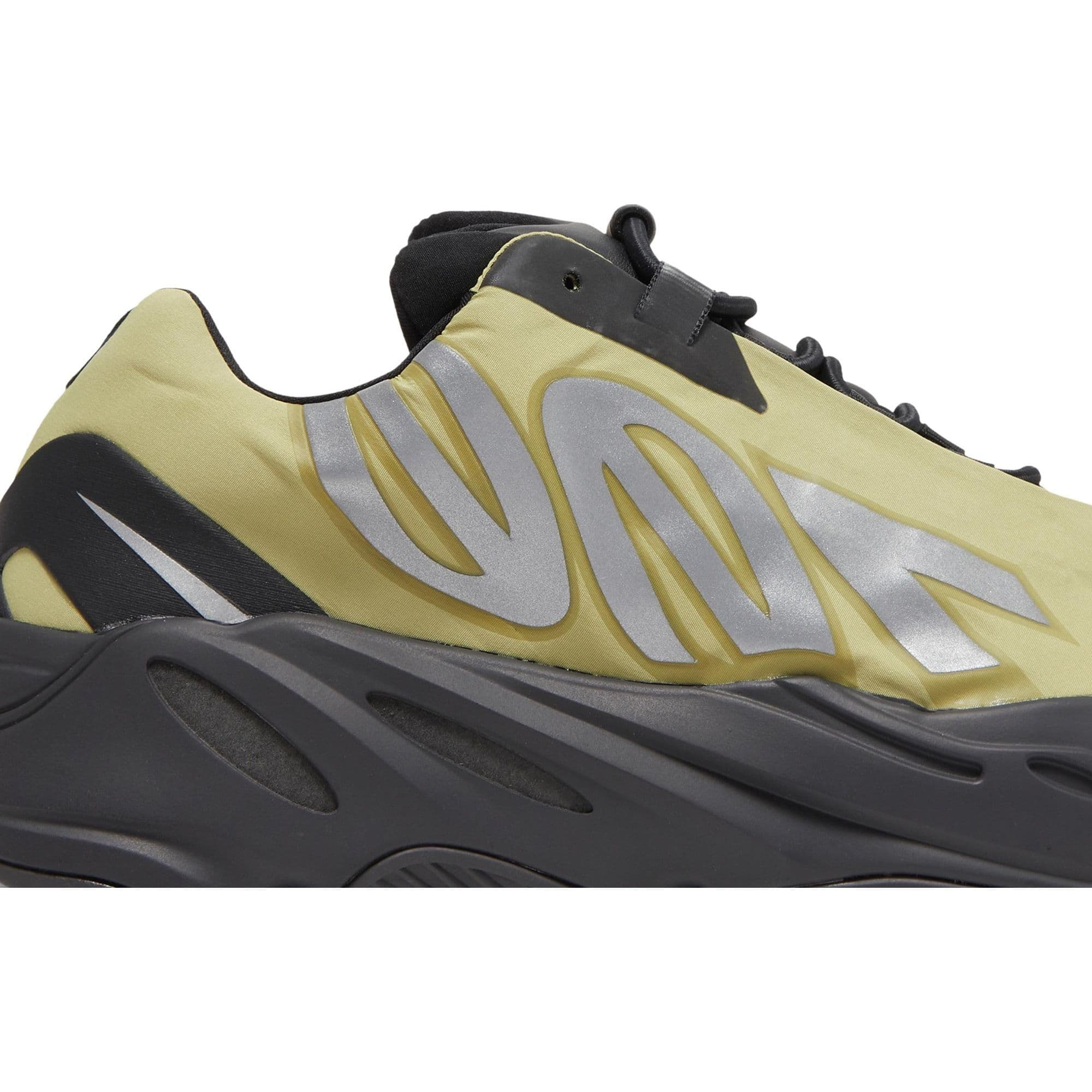 Adidas Yeezy Boost 700 MNVN Resin