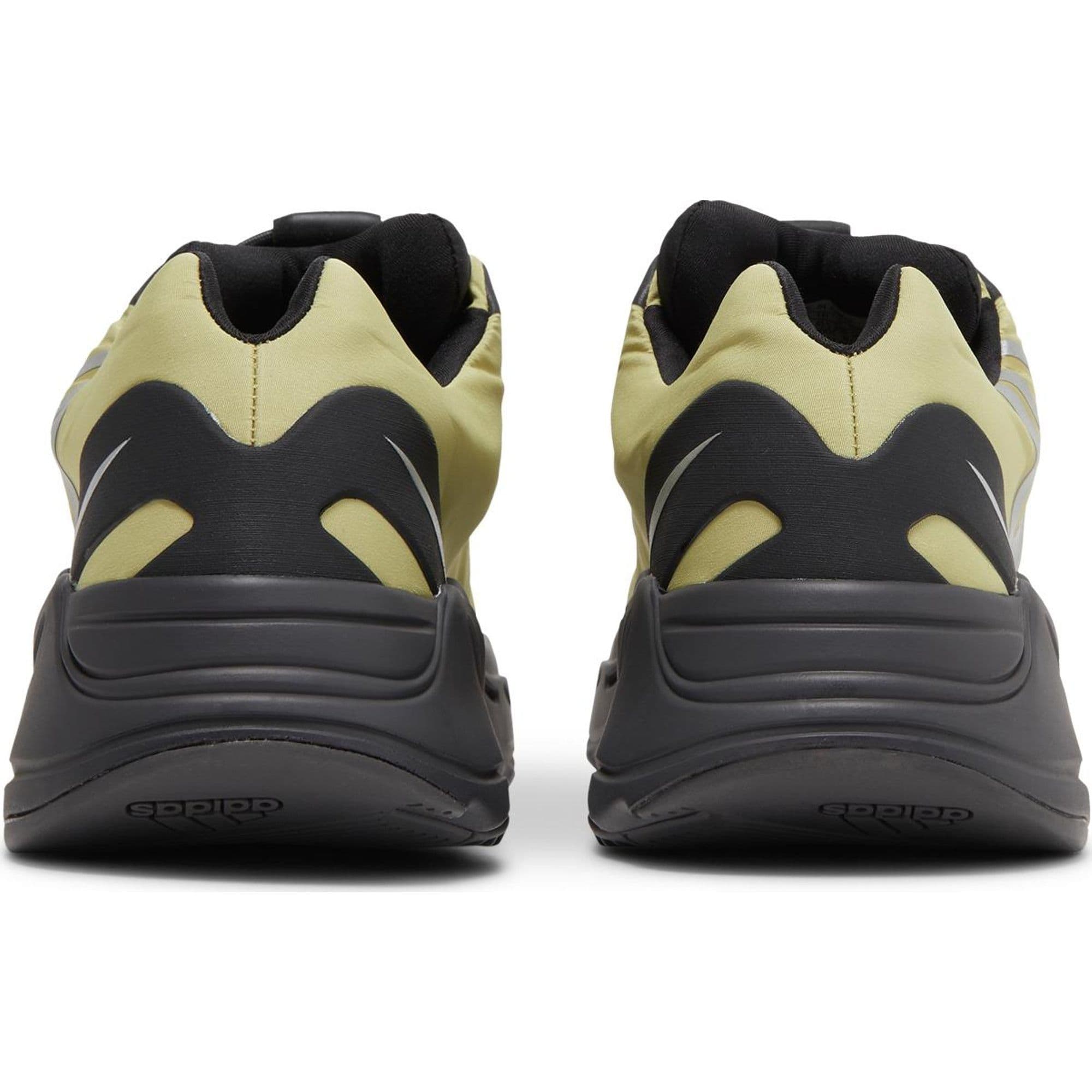 Adidas Yeezy Boost 700 MNVN Resin