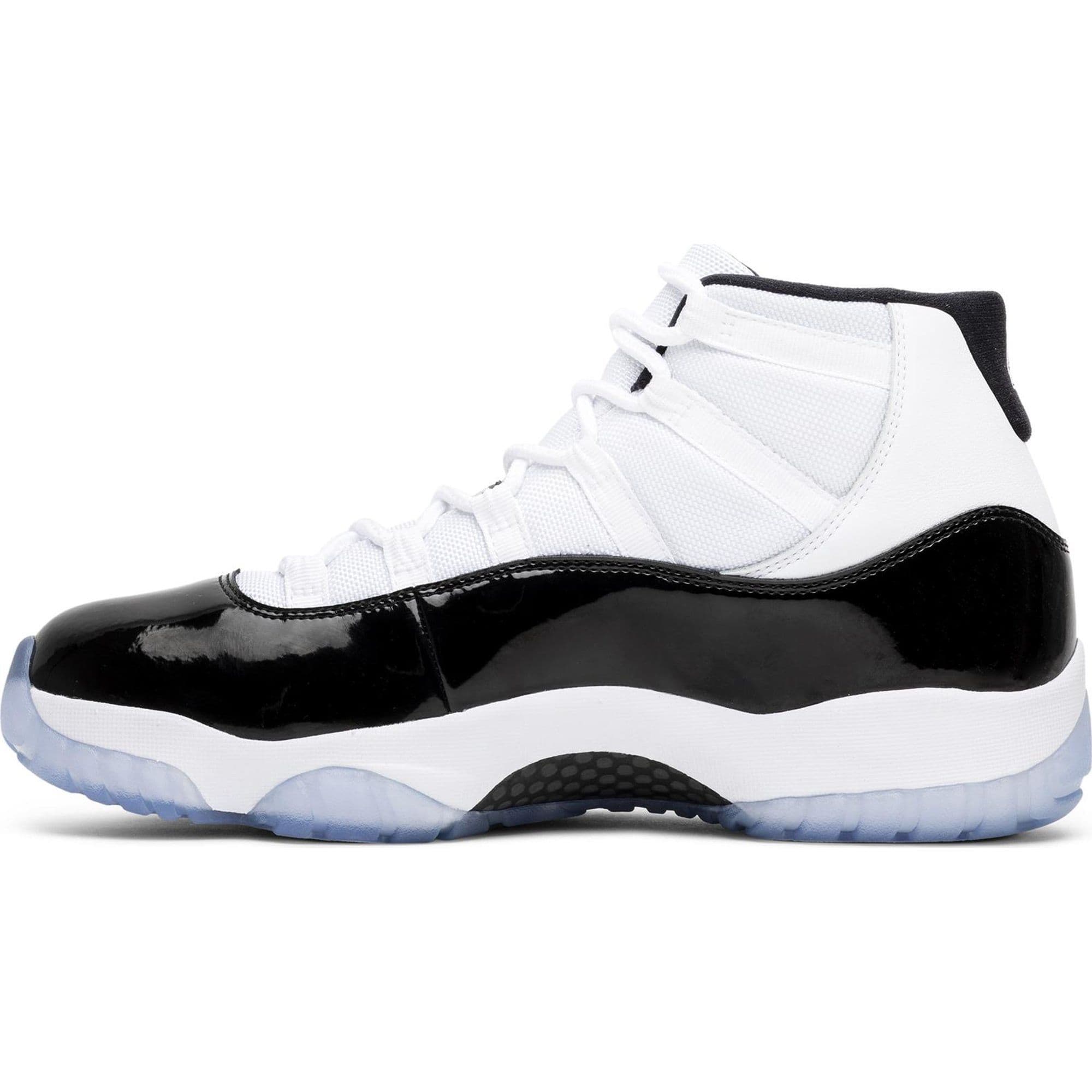 Jordan 11 Retro Concord - Preowned
